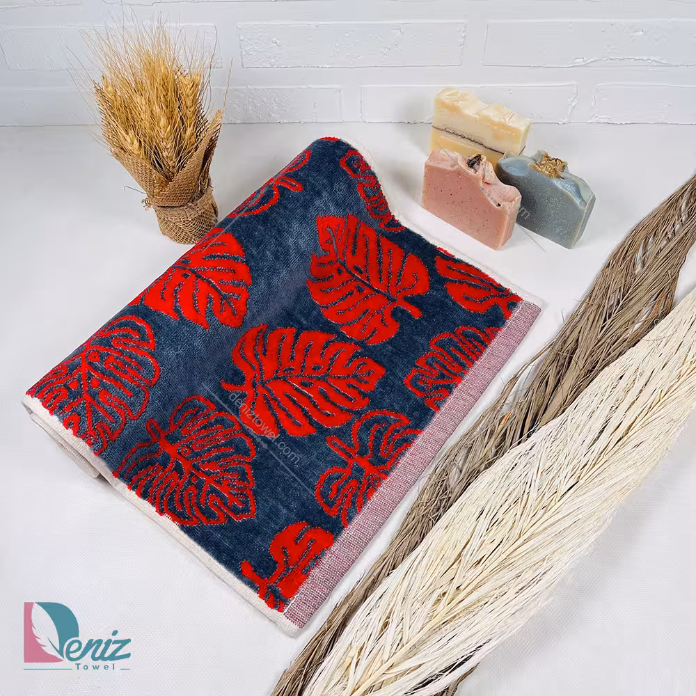 حوله دستی طرح هاوایی رنگ زرشکی