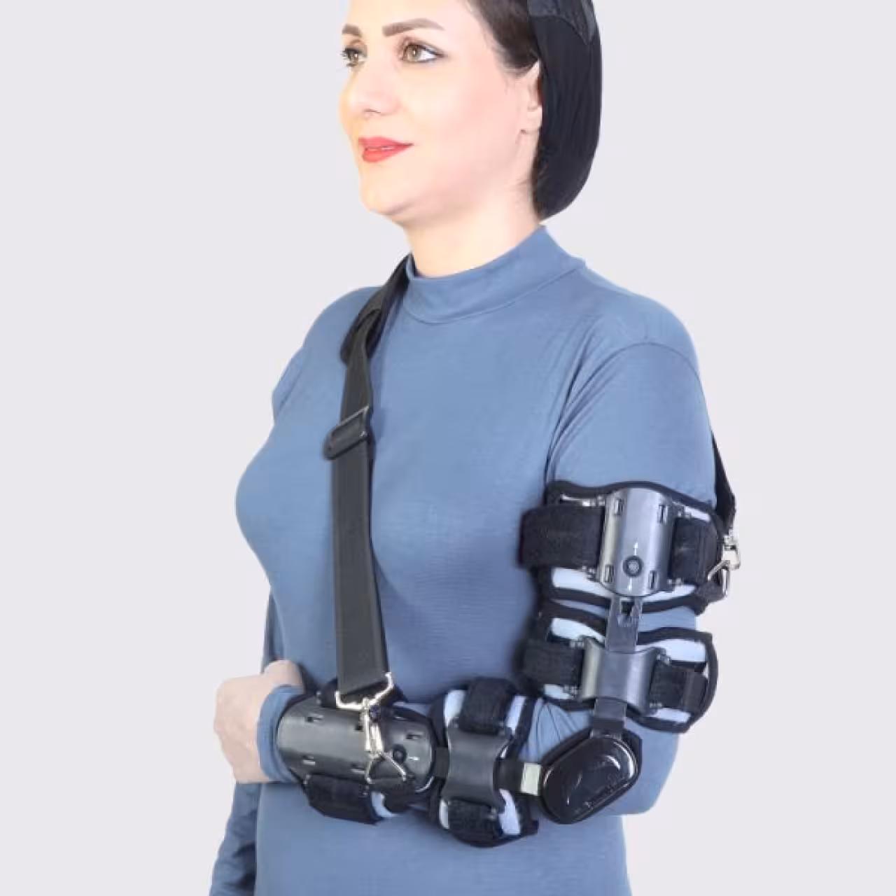 آرنج بند با مفصل مدرج طب و صنعت کد 36000