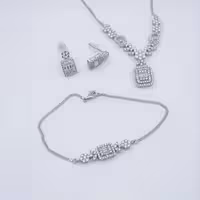 سرویس نگین دار طلا