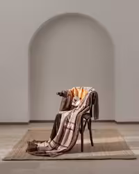 شال مبل مادام کوکو طرح Faulen