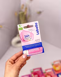 بالم لب لابلو Labello با رایحه گل رز