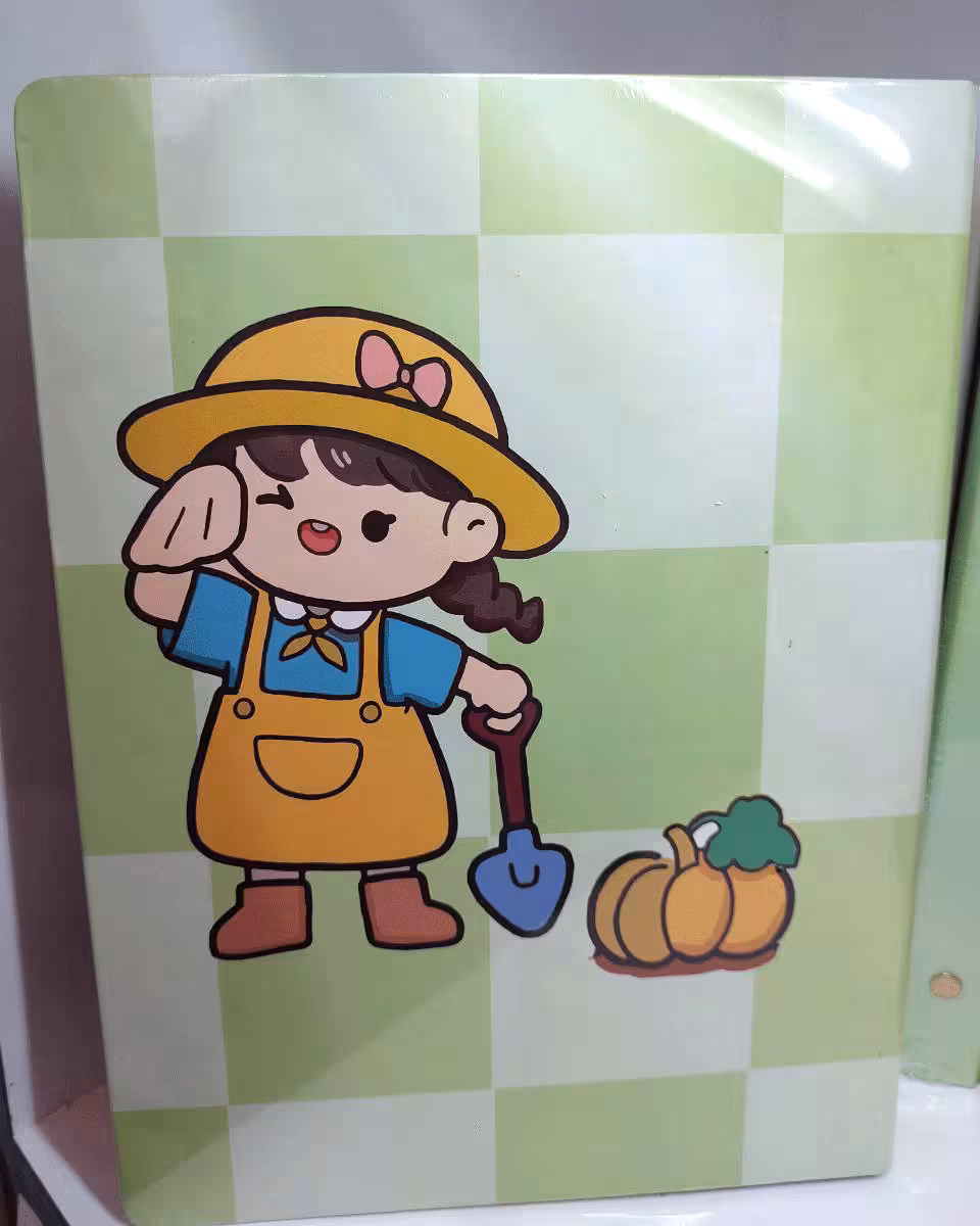 کلاسور فانتزی طرح کارتونی کد 12