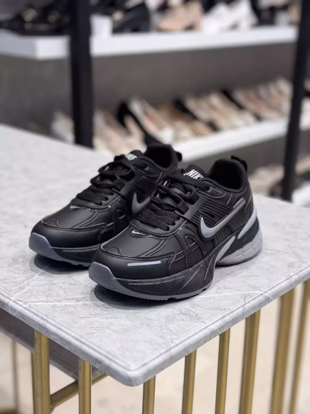 کتونی وارداتی نایک V2K کد Sp5069 رنگ مشکی سایز 37