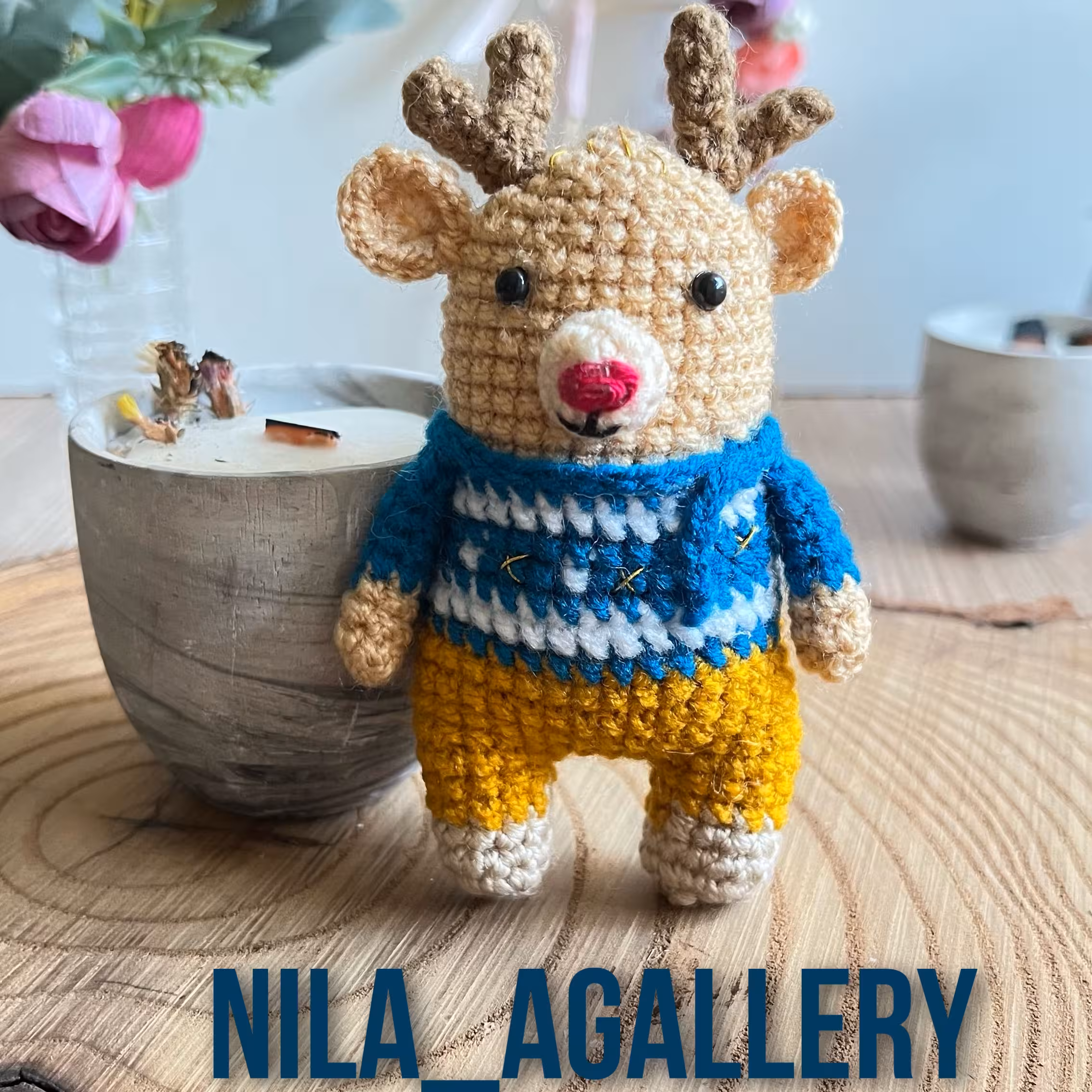 سرکلیدی گوزن سرمایی عروسک بافتنی