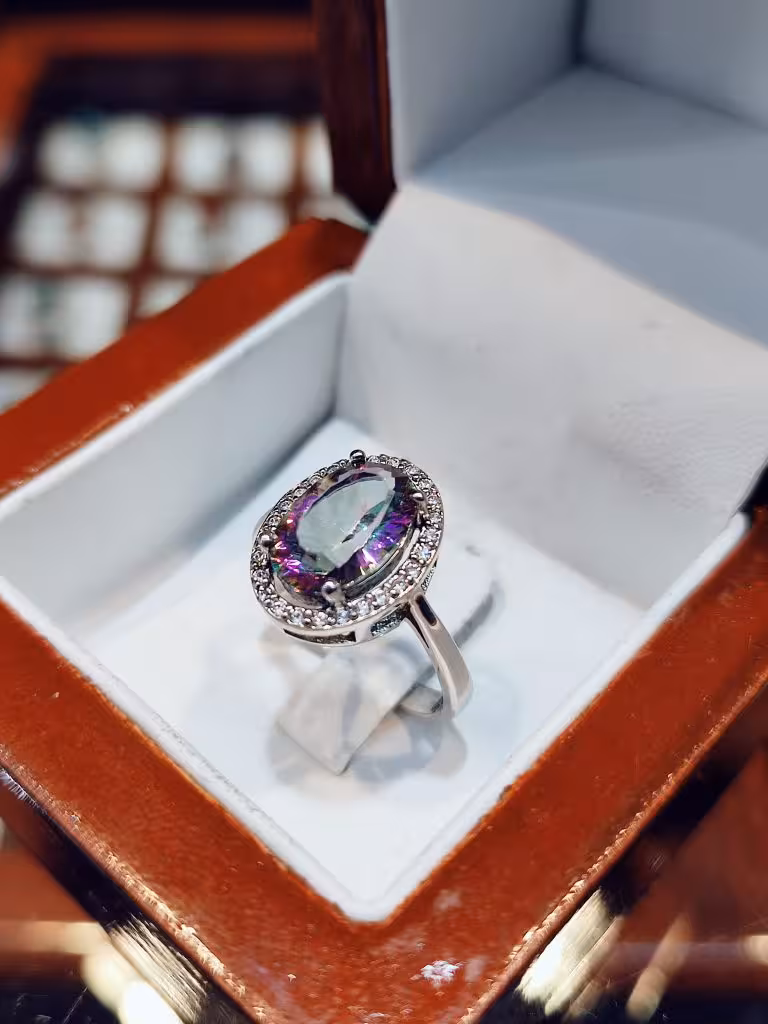 انگشتر نقره زنانه توپاز هفت رنگ