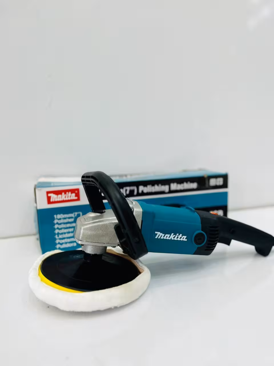 پولیش بزرگ 1200 وات ماکیتامدل9227CB