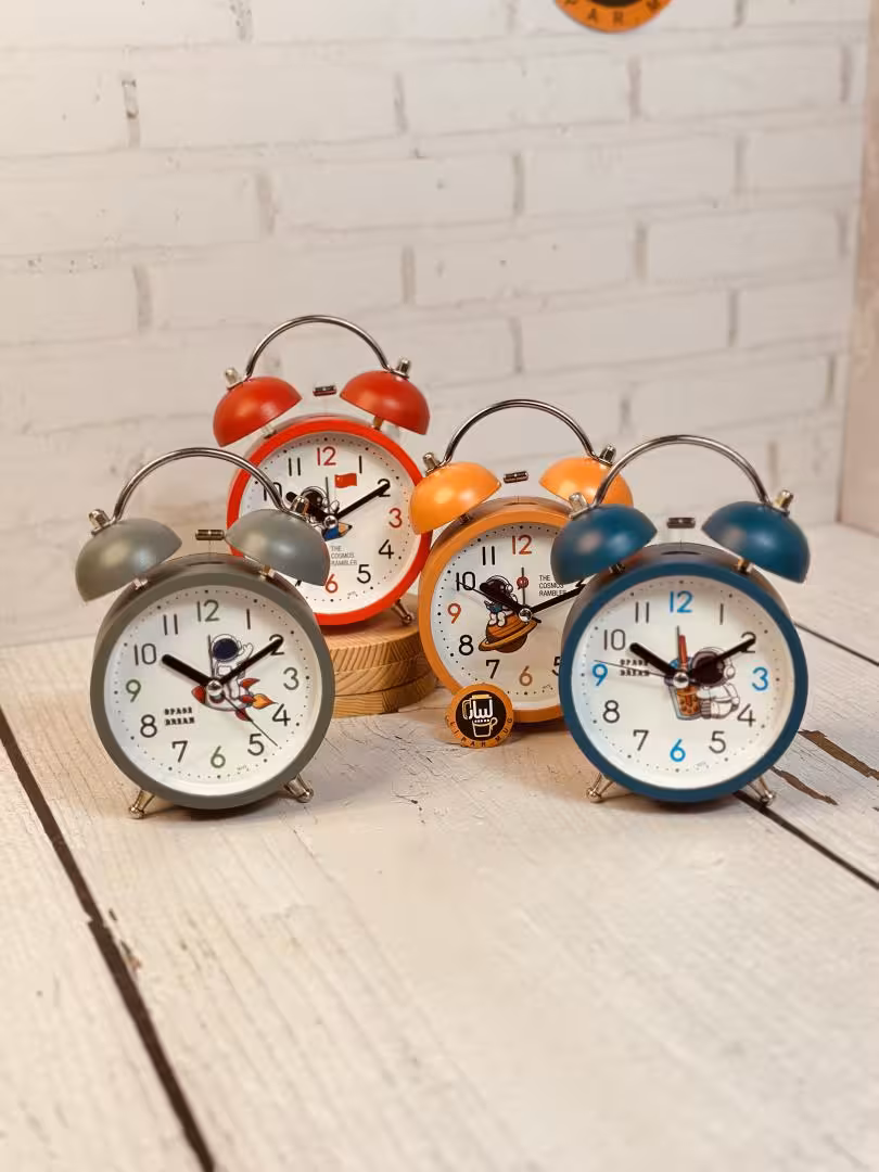 ساعت شماته ای فلزی فضانورد کد 4789