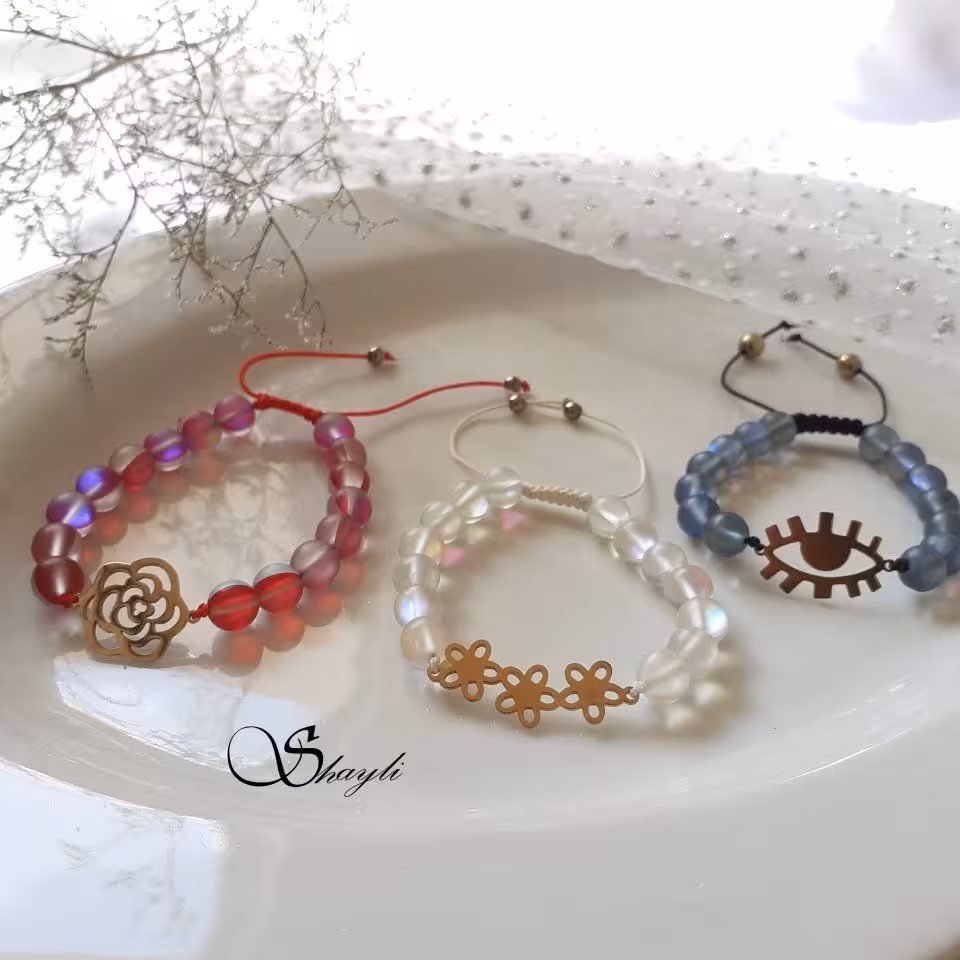 دستبند با سنگ مون استون و پلاک استیل 