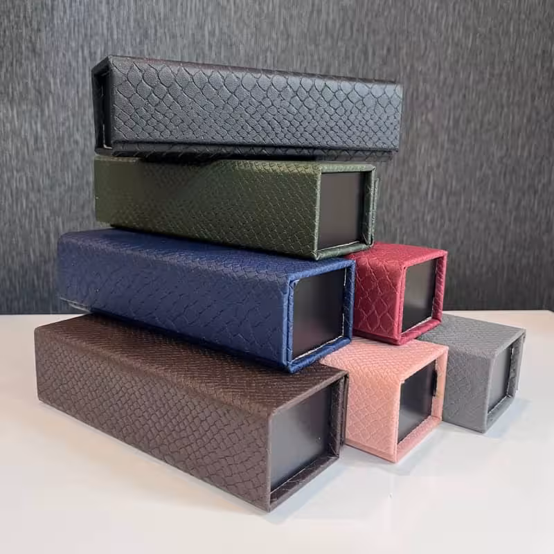 قاب عینک چرمی طرح کروکودیل