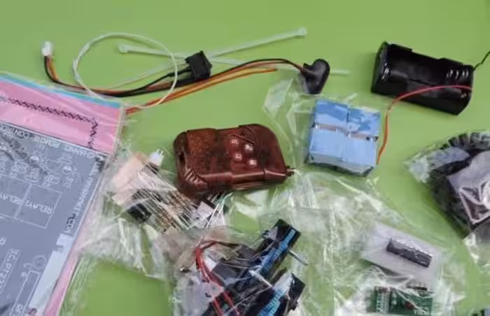 روبات کنترل از راه دور بی سیم