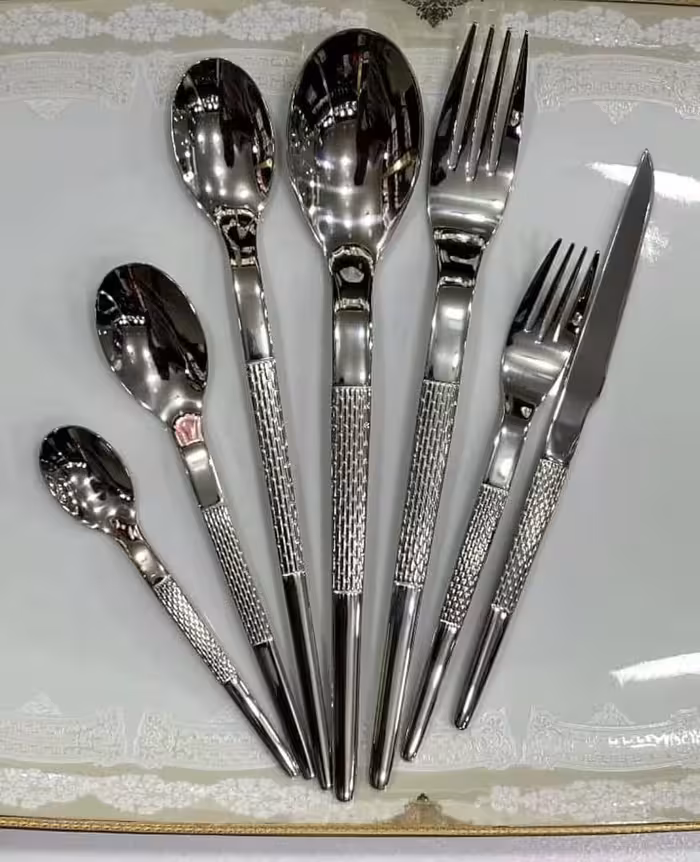 سرویس قاشق چنگال یونیک 24 نفره 120 پارچه مدل هارمونی نقره ای براق