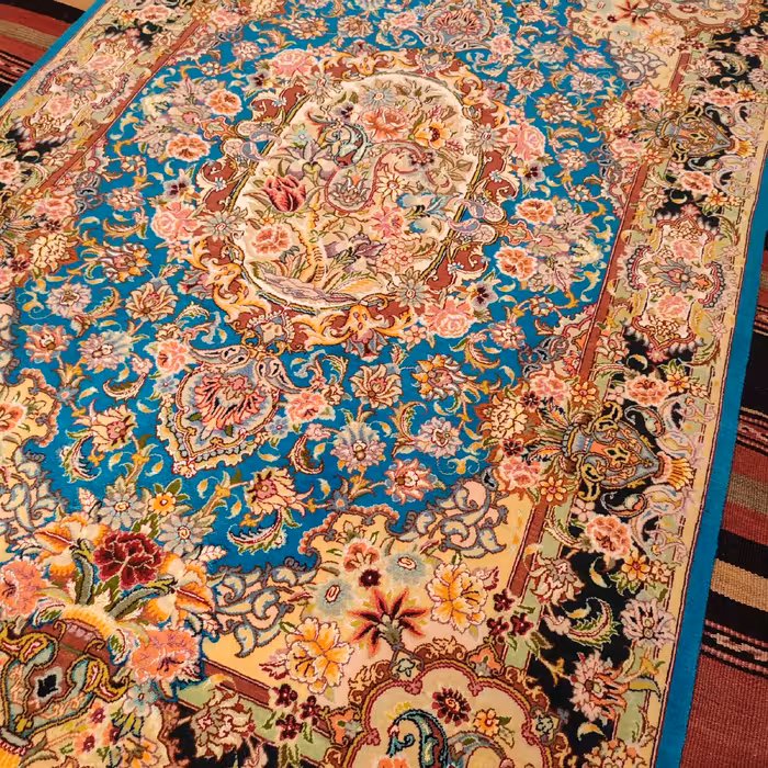 فرش دستبافت دو متری طرح سالاری تبریز کد SH 84