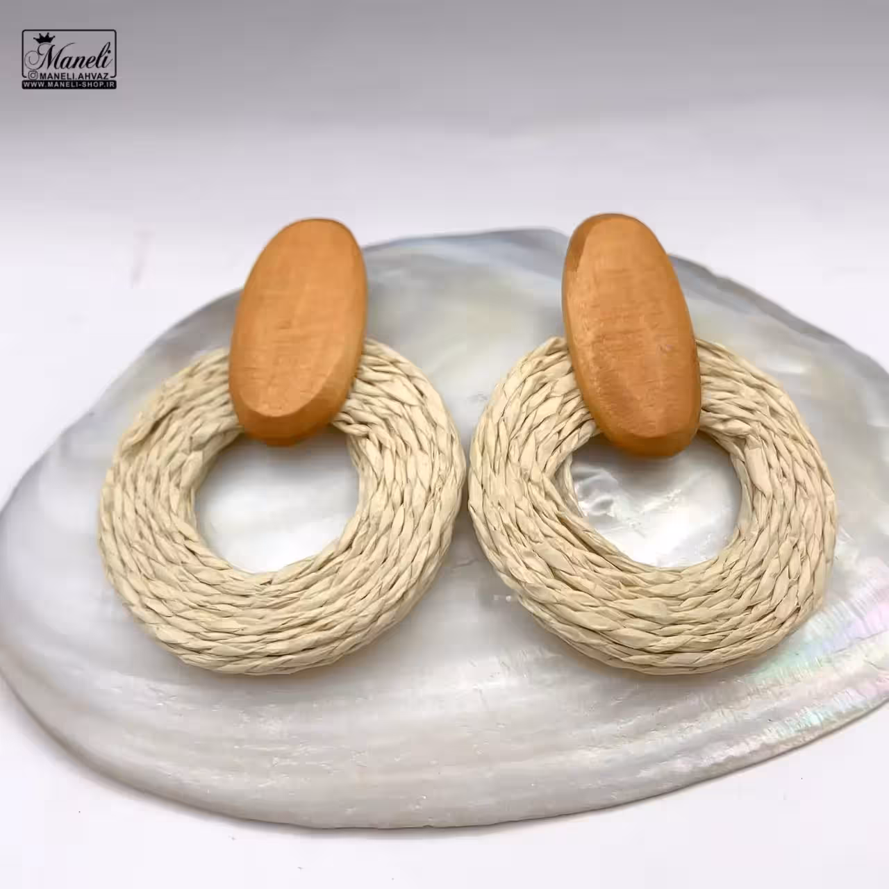 گوشواره کنفی میخی با پایه استیل – انتخابی خاص برای استایل‌های تابستانی 14030876