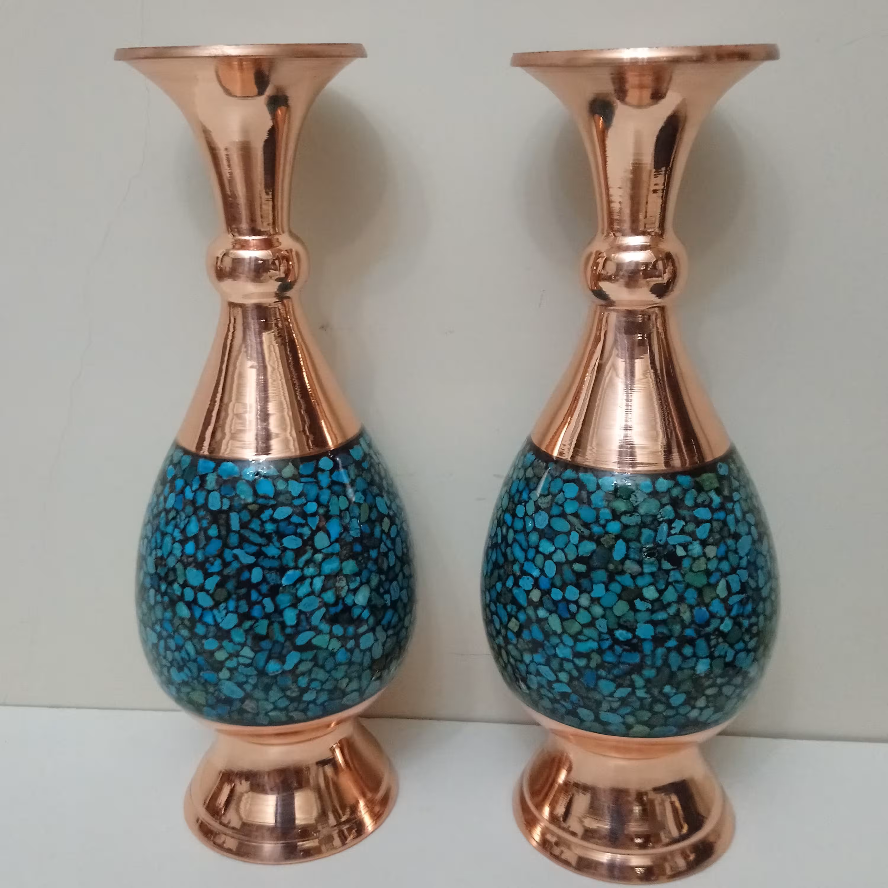 گلدان فیروزه کوبی