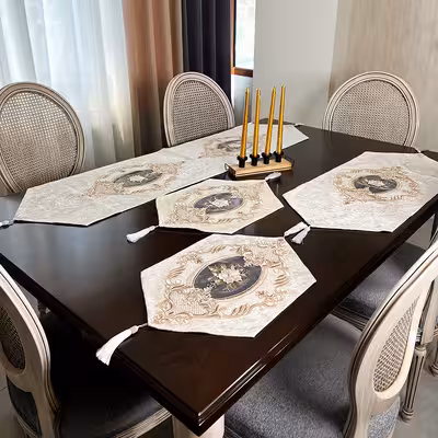 ست رومیزی 4 تکه صفاهوم مدل مخمل گل برجسته