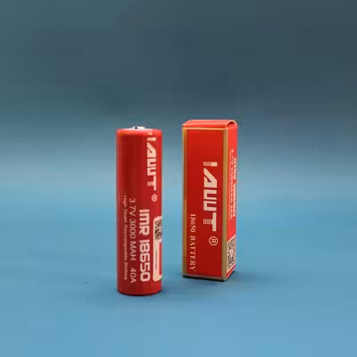 باتری قابل شارژ ای دبلیو تی مدل 18650 بسته دو عددی