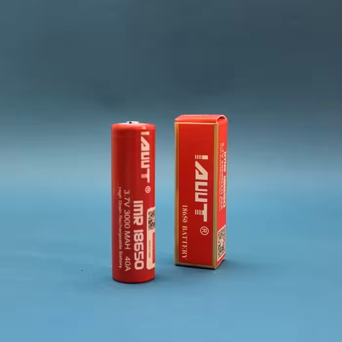 باتری قابل شارژ ای دبلیو تی مدل 18650 بسته دو عددی