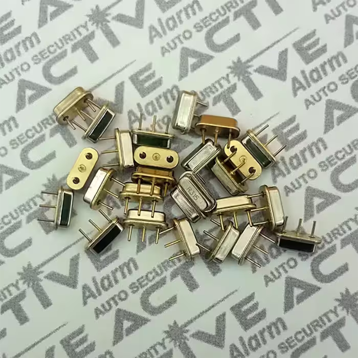 قیمت کریستال سه و چهار پایه با انواع فرکانس (SMD-DIP)