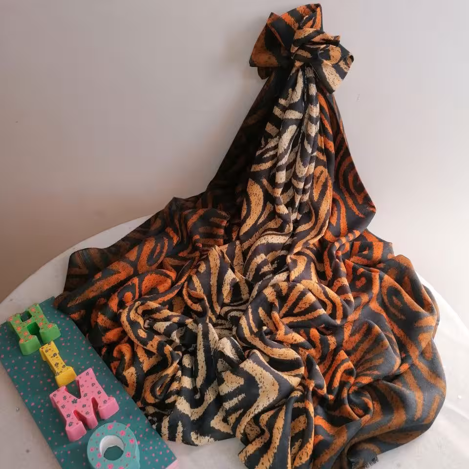 شال نخی طرحدار طیفی