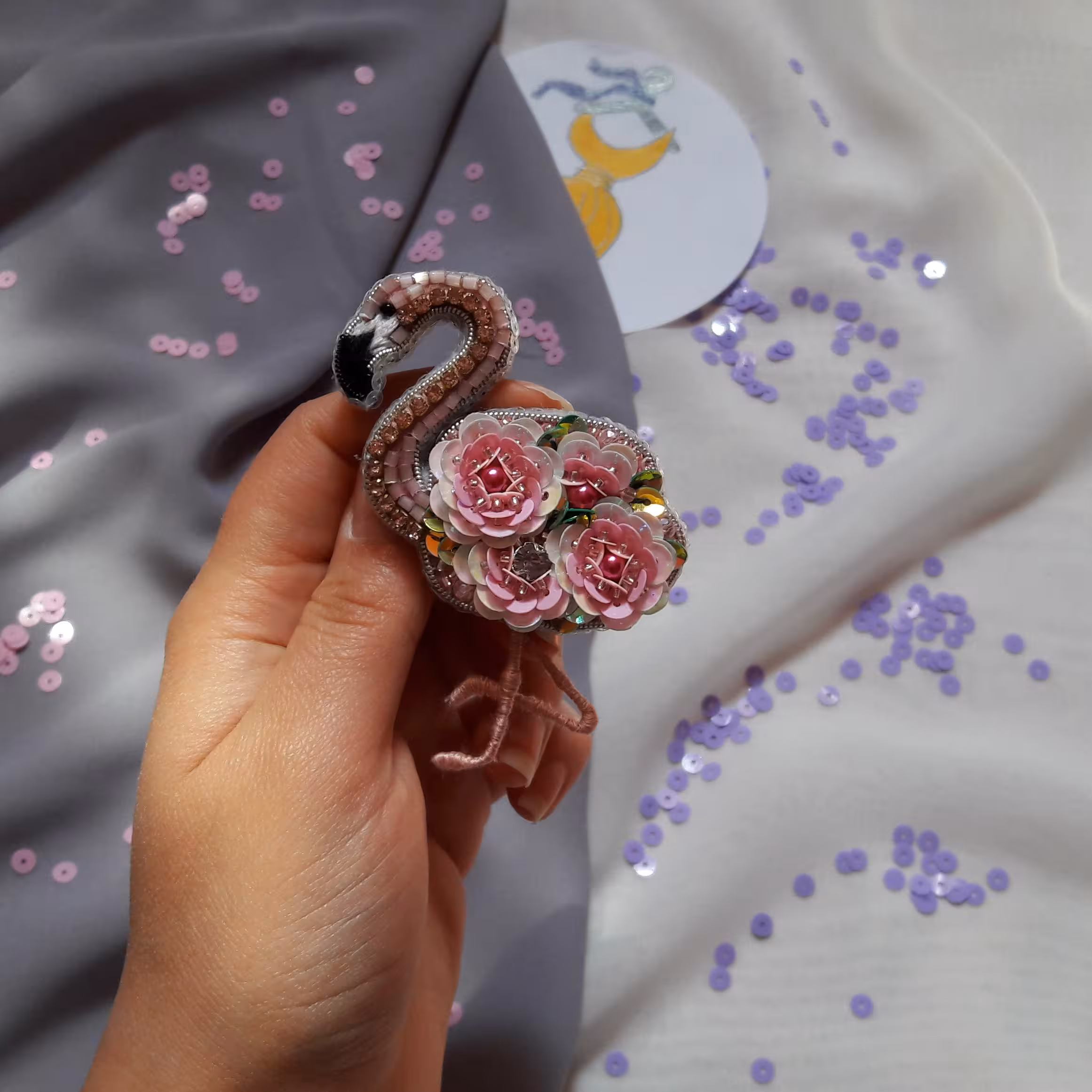 سنجاق سینه جواهردوزی فلامینگو