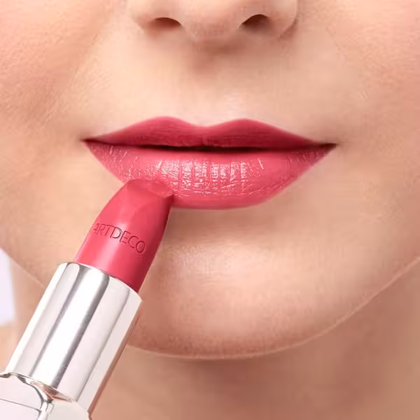 رژلب های پرفورمنس شماره 496 ARTDECO