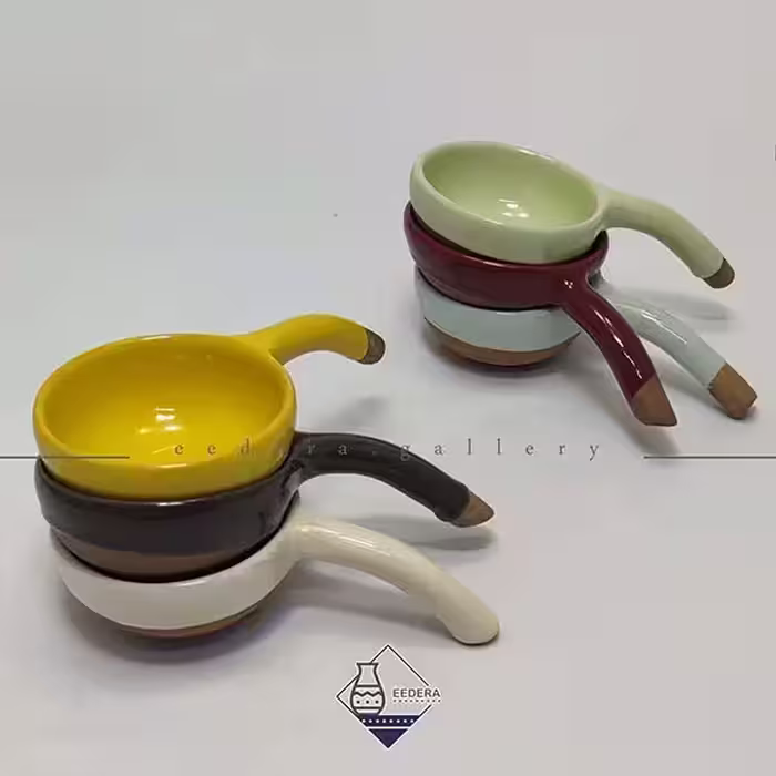 فنجان دسته پائین