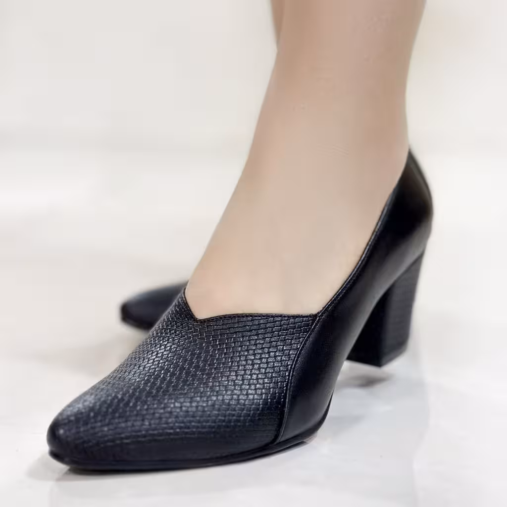 کفش زنانه-رویه چرم صنعتی-سایز 37-40