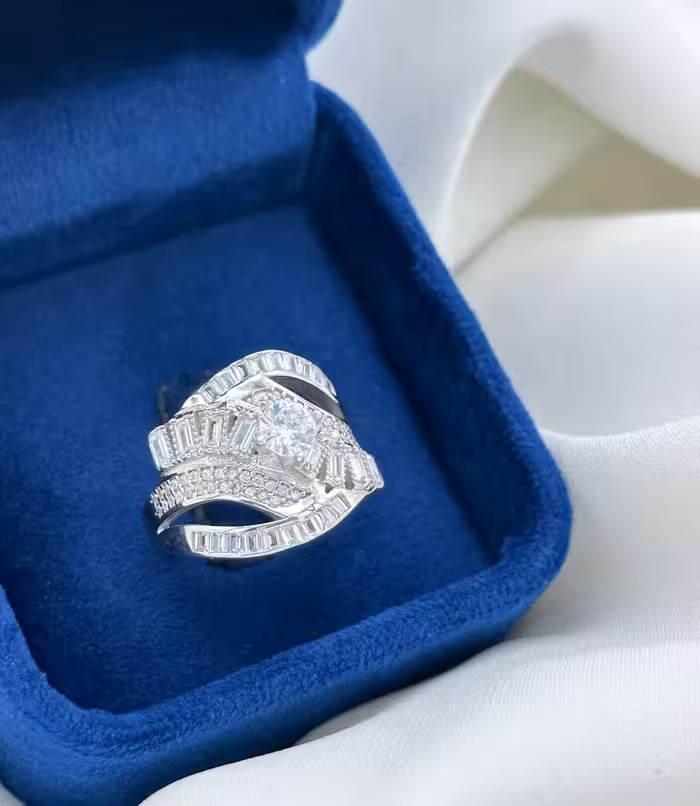 انگشتر جواهری نقره زنانه کد 10326