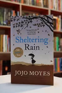 Sheltering Rain اثر Jojo Moyes