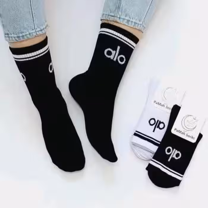 جوراب ساقدار الو مناسب خانم و آقا