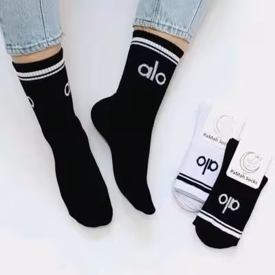 جوراب ساقدار الو مناسب خانم و آقا