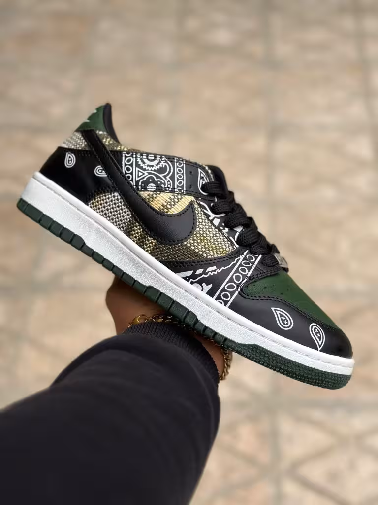 کتونی نایک اس بی چاپی سبز سفید ( 276 )