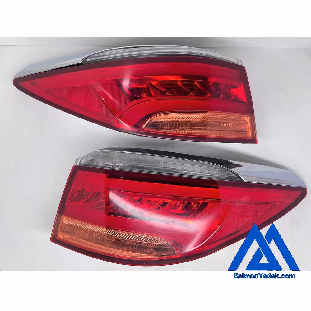 چراغ عقب کیا کورس روی گلگیر سمت چپ (راننده)