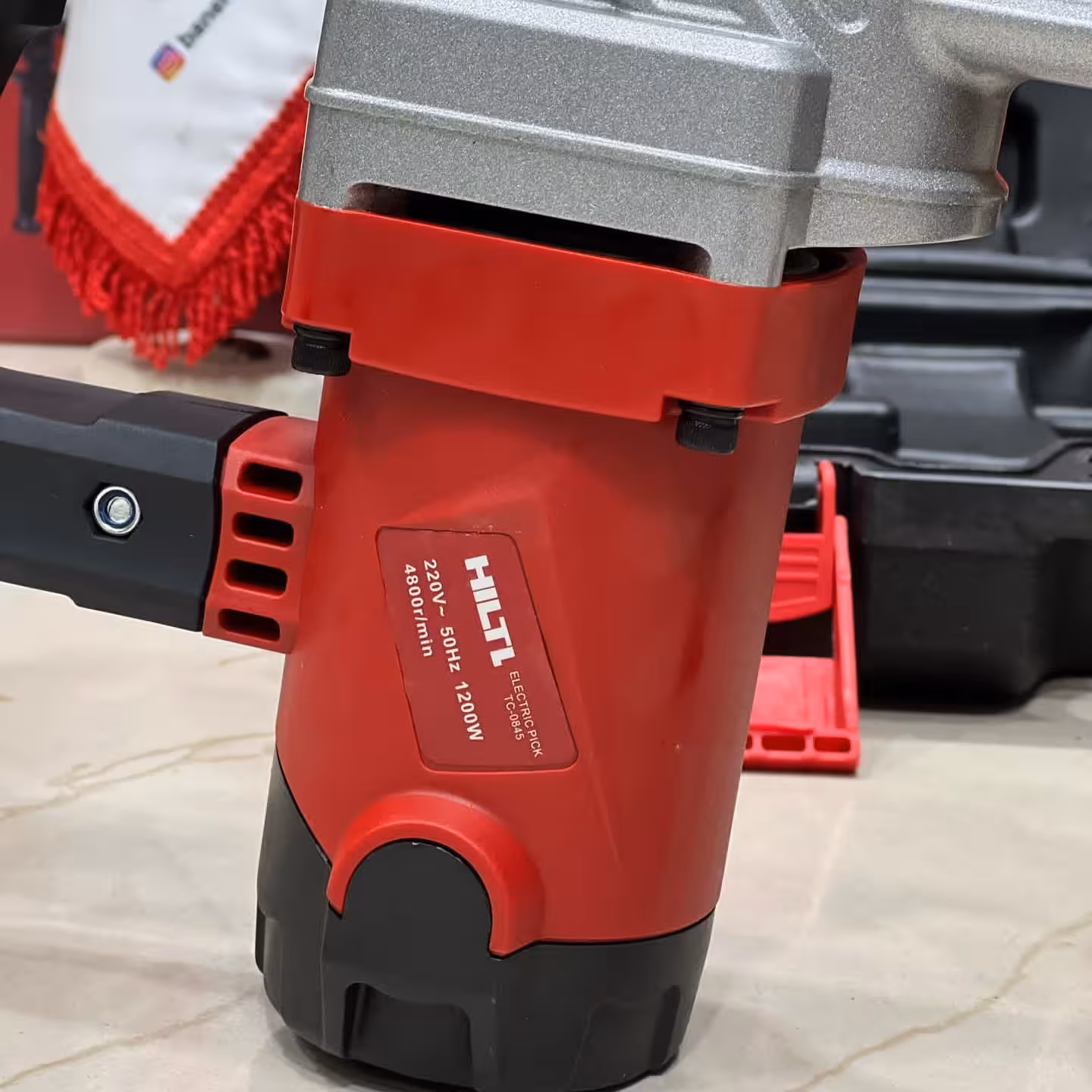 تخریب تک کاره مارک هلتی 
 
مدل TC-0845
  کیفیت عالی 