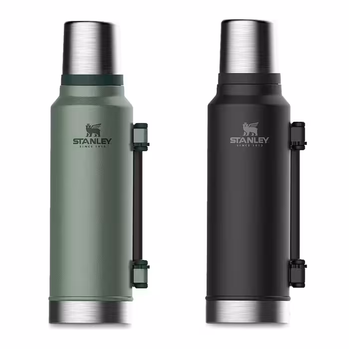 فلاسک استنلی مدل The Legendary Classic Bottle کد F 2021 گنجایش 1.4 لیتر