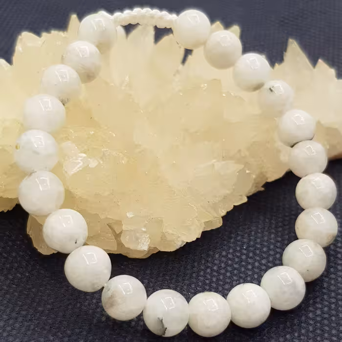 دستبند سنگ ماه رنگین کمانی(لابرادوریت سفید) طبیعی
سنگ تقویت ذهن
کد 232