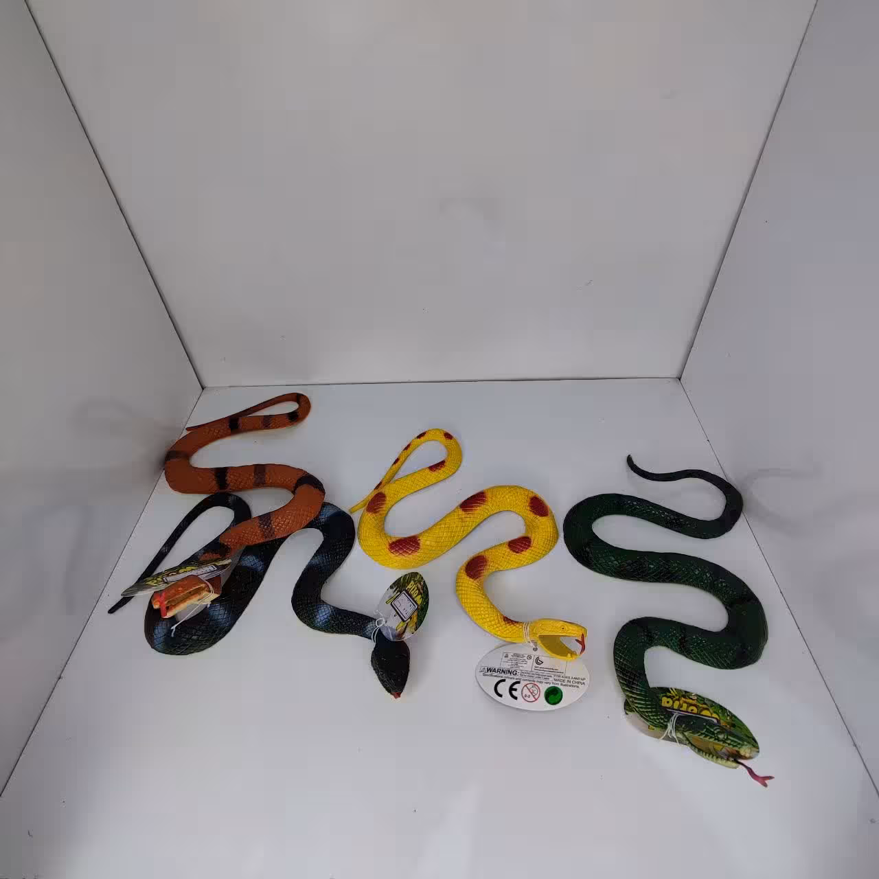 مار 1600