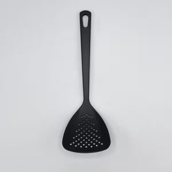 ترامونتینا - کفگیر برنج