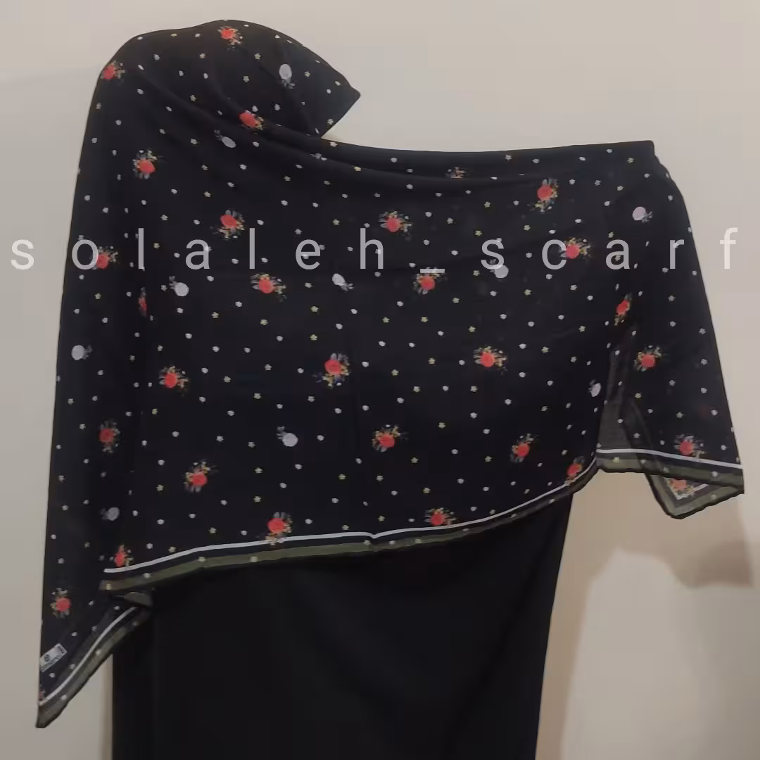 روسری نخی مجلسی طرح گل های ریز