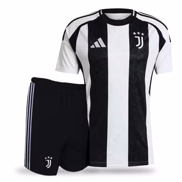 پیراهن و شورت اول یوونتوس 2024/2025