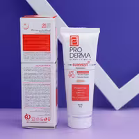 عمده فروشی ضد آفتاب رنگی و ضد چروک با رنگ بژ طبیعی با SPF 90 پرودرما PRO DERMA مناسب انواع پوست حجم 40 گرم 92378