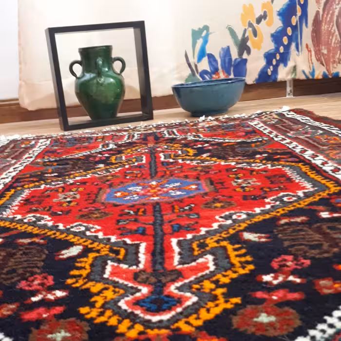 فرش دستباف تویسرکان ترنج دار   زرع چارک سبز و مشکی