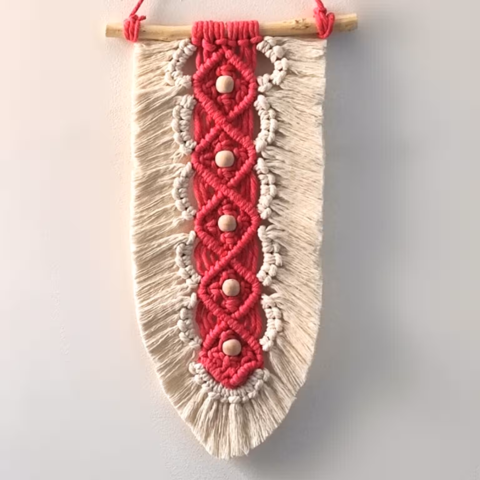 دیوار کوب مکرومه
