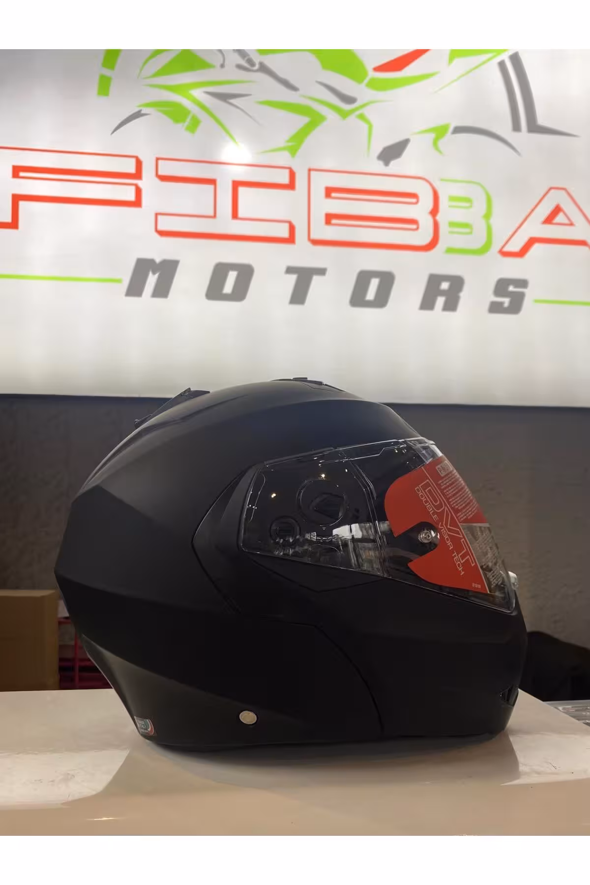 کلاه کاسکت موتورسیکلت مشکی ایمنی دوک X مت سیاه چانه کبرگ Caberg