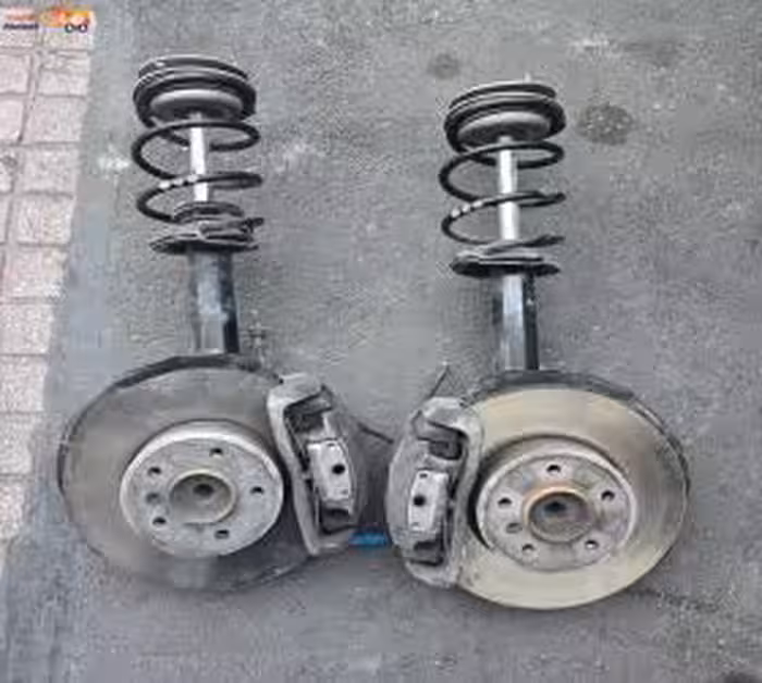 ست کمک و فنر سرکمک دیسک و کالیپر توپی و سگدست بی ام و BMW مناسب برای E60 های 530 از سال 2005 تا 2010