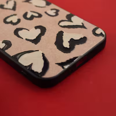 کاور مدل Love مناسب برای گوشی موبایل اپل iPhone 12 / 12 Pro به همراه پاپ سوکت 