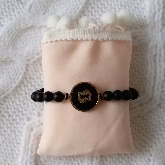 دستبند مدل ماه تولد اسفند R12