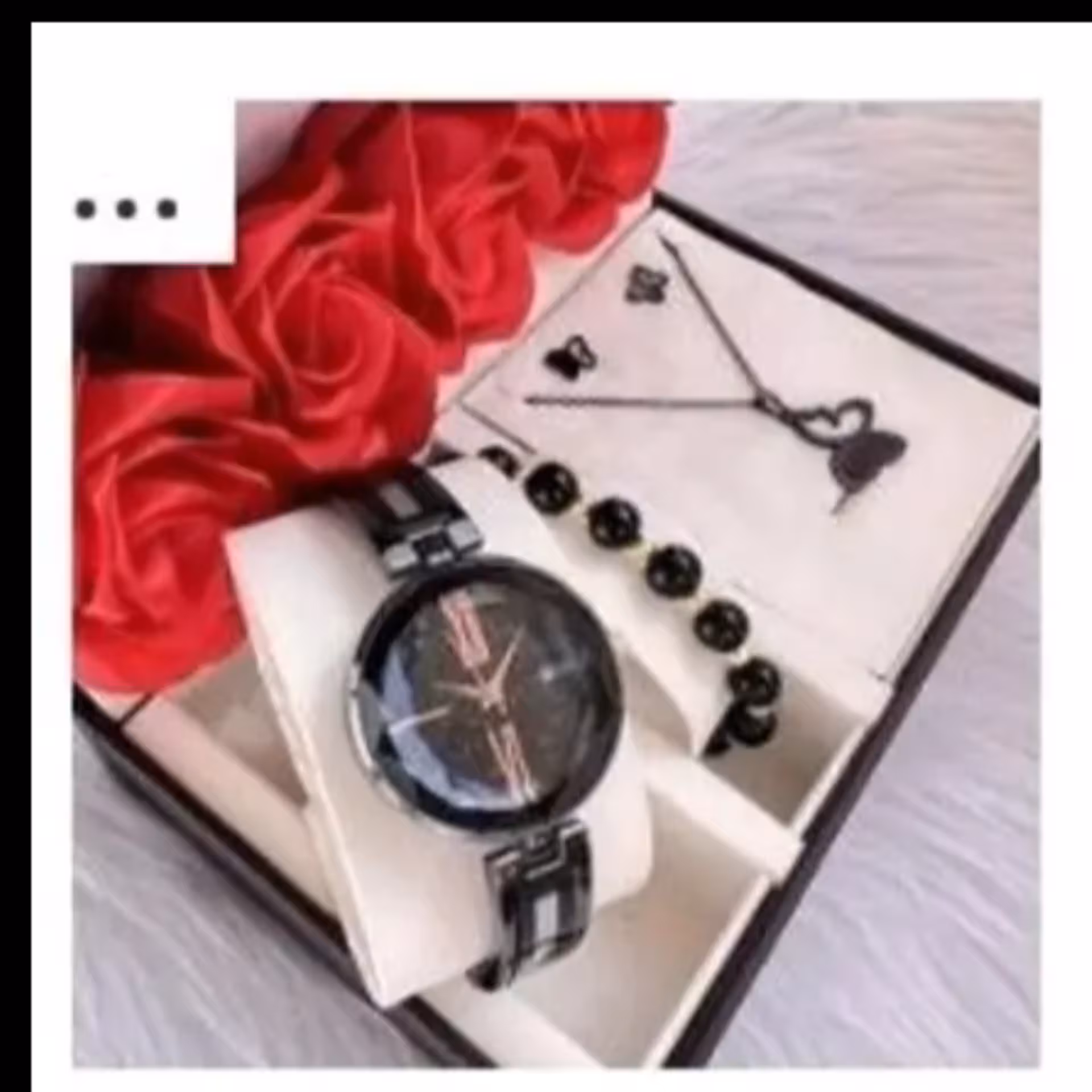 ست ساعت گوچی بند سرامیکی به همراه نیم ست