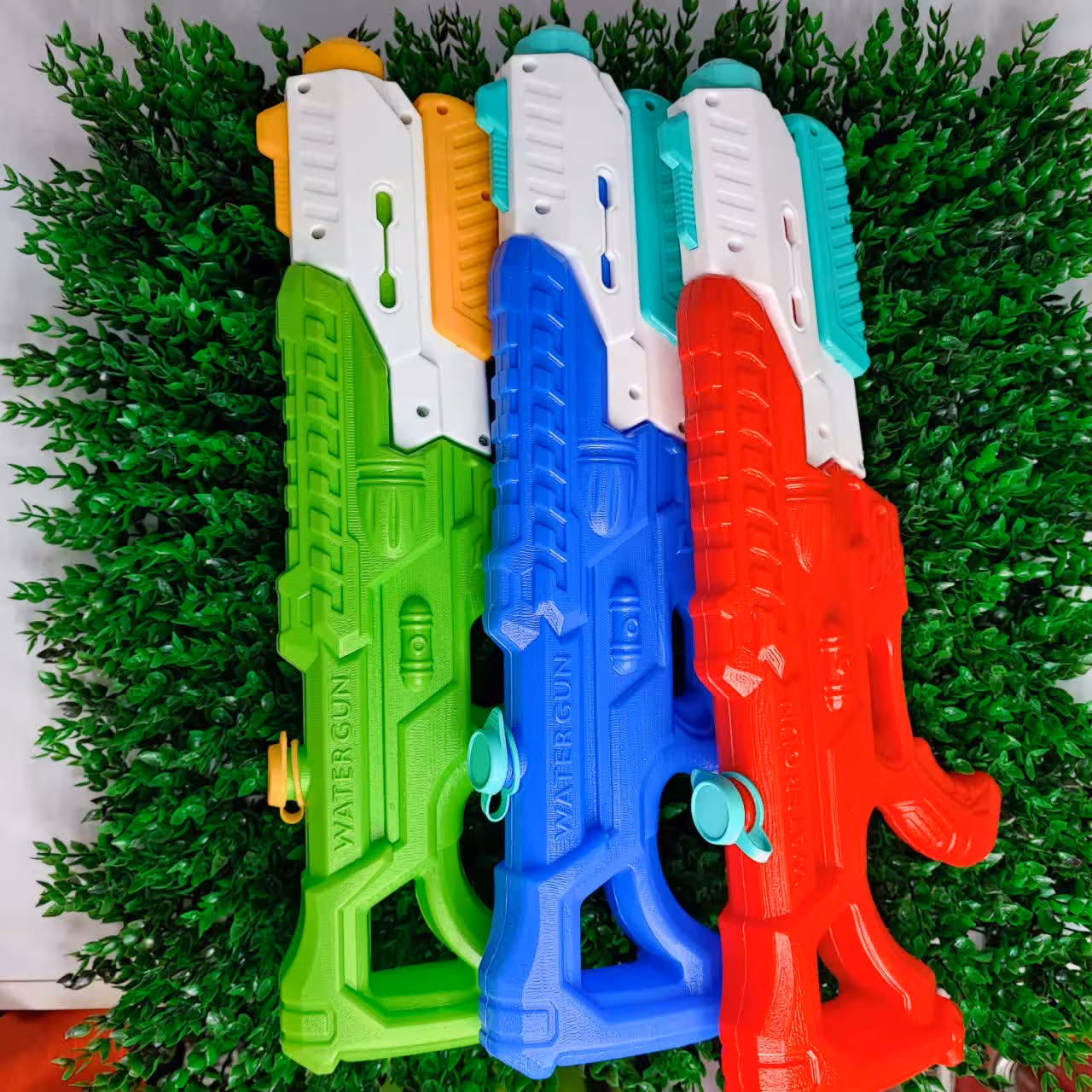 تفنگ آب پاش