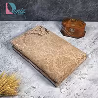 حوله حمامی طرح آکانتوس رنگ نسکافه ای